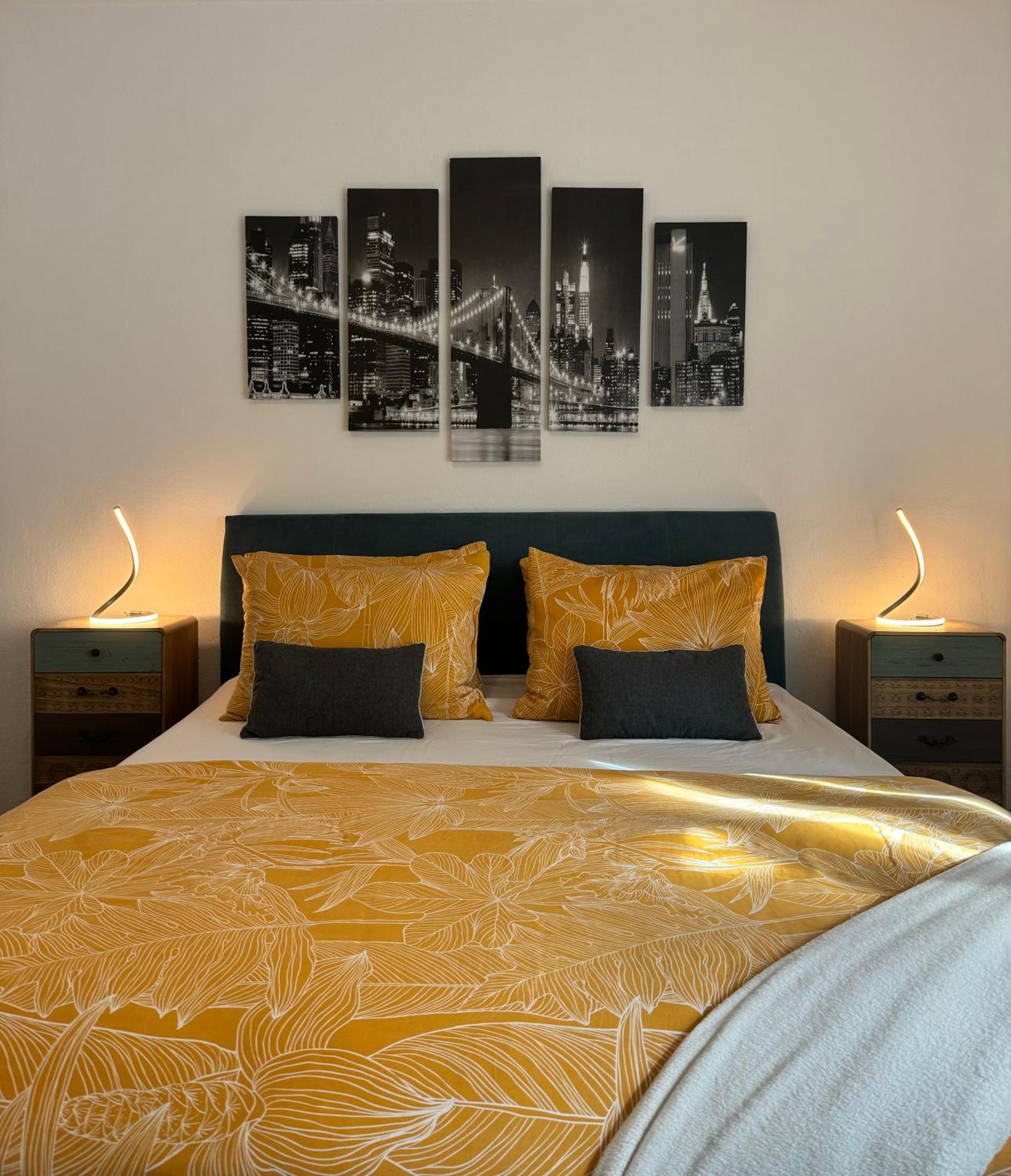 Spacious Matej Near The Sea Apartment